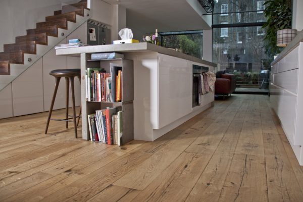 Reclaimed Flooring - Marseilles Oak Boards - kitchen