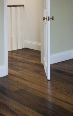 Reclaimed Flooring - Mississippi Oak Sanded - Detail